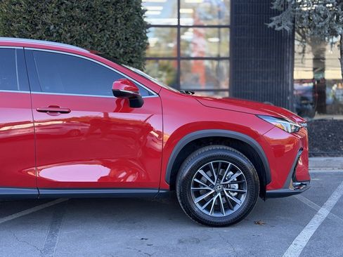 Used 2025 Lexus NX 250 FWD w/ Premium Package image 23