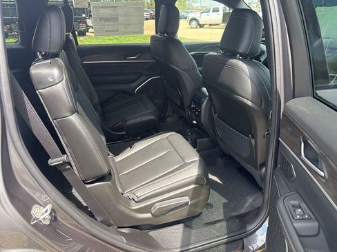 New 2026 Jeep Grand Cherokee L Limited AWD/4WD image 13