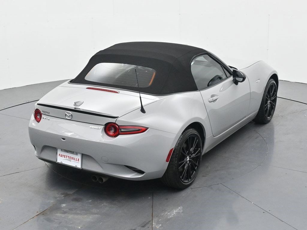Used 2025 MAZDA MX-5 Miata Club RWD image 19