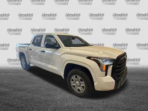 Used 2024 Toyota Tundra SR w/ SR Tow Package AWD/4WD image 16