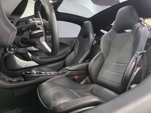 Used 2023 McLaren GT RWD image 8