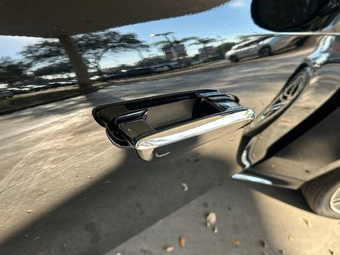 Used 2025 Mercedes-Benz E 350 4MATIC Sedan image 30