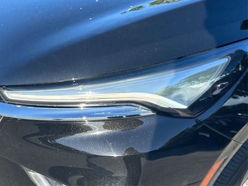 Certified 2024 Buick Enclave Essence image 17