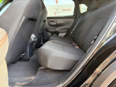 Used 2025 Honda HR-V Sport image 16