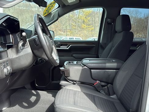 Certified 2022 Chevrolet Silverado 1500 RST AWD/4WD image 13