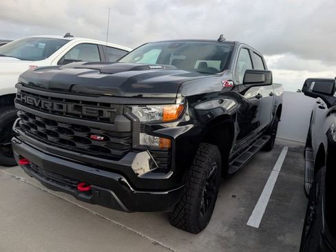 New 2026 Chevrolet Silverado 1500 Custom Trail Boss AWD/4WD image 3