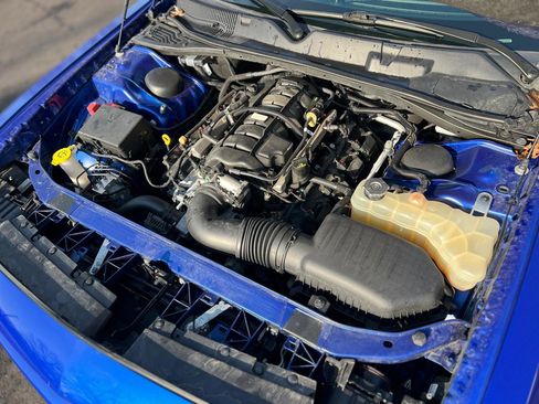 Used 2019 Dodge Challenger R/T w/ Plus Package image 35