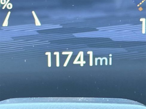 Used 2024 Chevrolet Equinox EV RS image 25