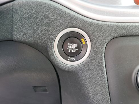 Used 2023 Dodge Charger SXT image 28