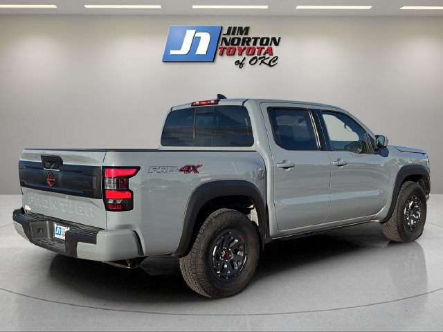 Used 2026 Nissan Frontier PRO-4X AWD/4WD image 5
