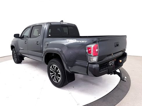 Used 2021 Toyota Tacoma TRD Sport w/ Technology Package RWD image 15
