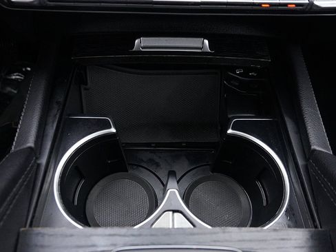 Used 2022 Mercedes-Benz GLE 350 4MATIC image 56