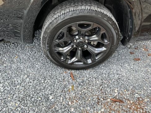 Used 2023 RAM 1500 Limited image 28