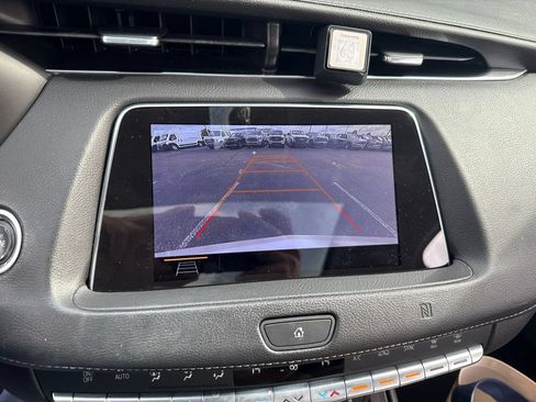 Used 2019 Cadillac XT4 Premium Luxury w/ Cold Weather Package FWD image 10