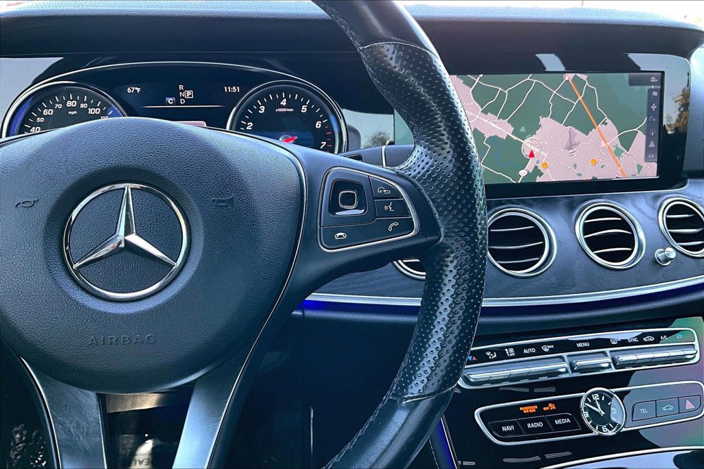 Used 2017 Mercedes-Benz E 300 4MATIC image 25