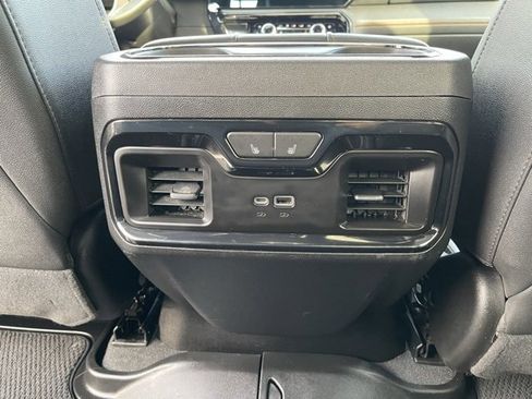 Used 2023 GMC Sierra 1500 AT4 w/ AT4 Premium Package image 17