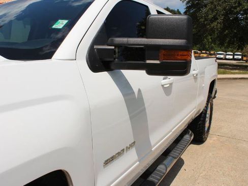 Used 2016 Chevrolet Silverado 2500 LT w/ LT Convenience Package AWD/4WD image 26