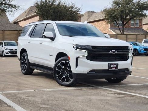 Used 2023 Chevrolet Tahoe RST image 2