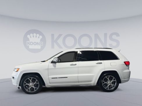 Used 2019 Jeep Grand Cherokee Overland AWD/4WD image 7