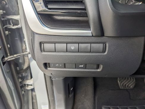 Used 2021 Nissan Rogue SL FWD image 30