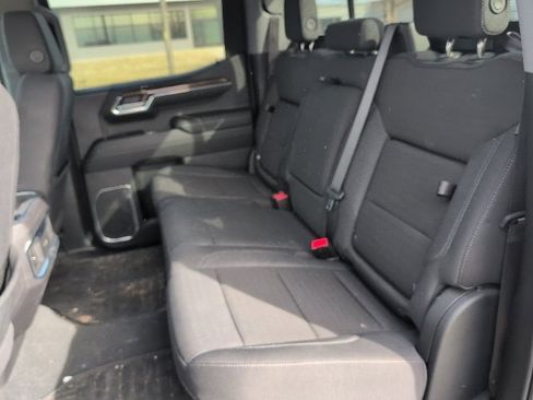 Used 2024 GMC Sierra 1500 Elevation w/ Preferred Package image 17