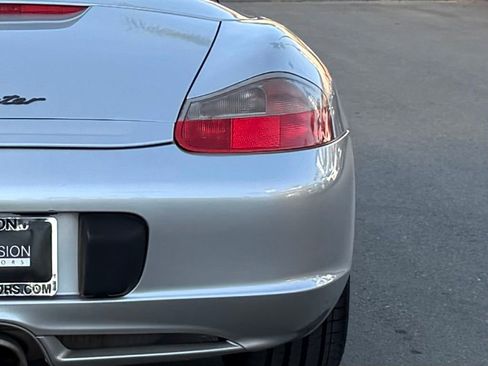 Used 2004 Porsche Boxster image 17