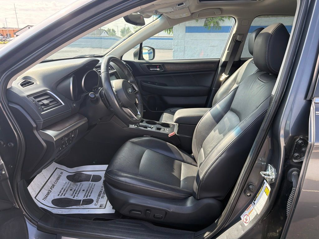 Used 2018 Subaru Outback 3.6R Limited AWD/4WD image 17