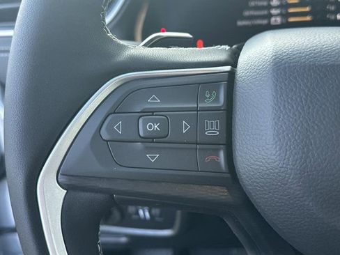 New 2025 Jeep Grand Cherokee L Laredo image 22