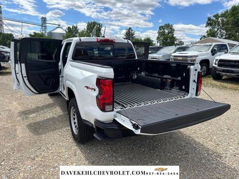 Used 2026 Chevrolet Colorado W/T AWD/4WD image 45