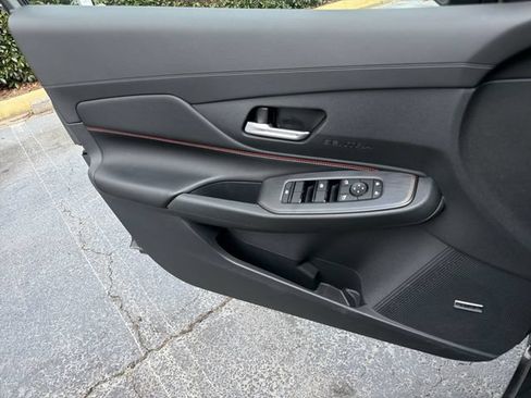 Used 2026 Nissan Sentra SR w/ SR Premium Package FWD image 26