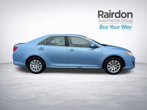 Used 2012 Toyota Camry LE FWD image 8