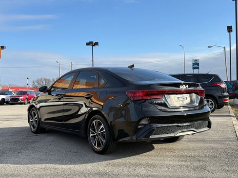 Used 2024 Kia Forte LXS image 5