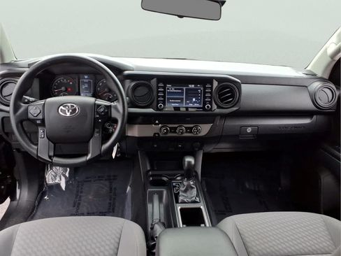 Used 2022 Toyota Tacoma SR RWD image 17