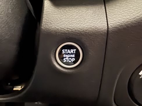 Used 2024 Nissan Frontier S w/ Technology Package image 14