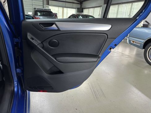Used 2013 Volkswagen Golf R 4-Door image 14