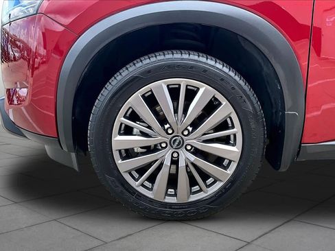 Used 2023 Nissan Pathfinder SL w/ SL Premium Package image 11