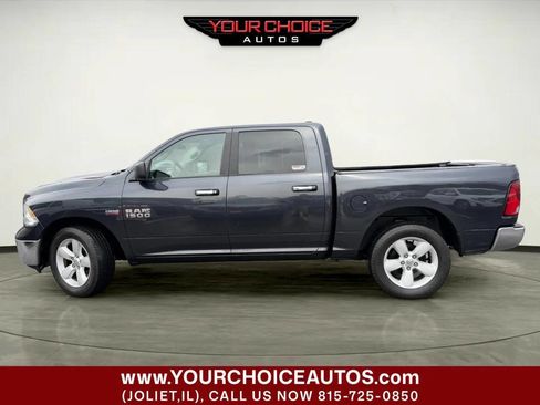 Used 2018 RAM 1500 Classic SLT AWD/4WD image 2