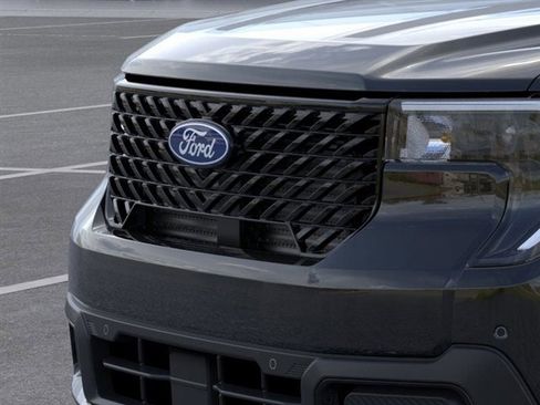 New 2026 Ford Maverick Lariat w/ Black Appearance Package image 18