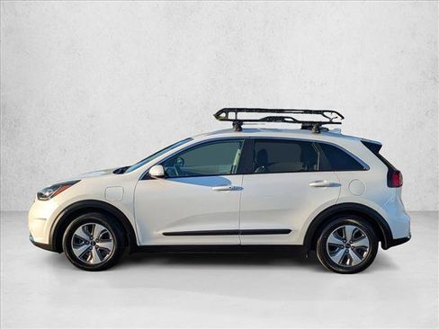 Used 2018 Kia Niro EX Premium image 9