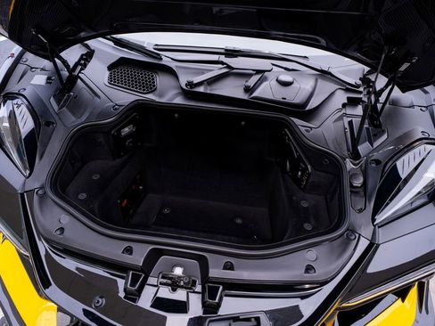 Used 2024 Lamborghini Revuelto AWD/4WD image 54