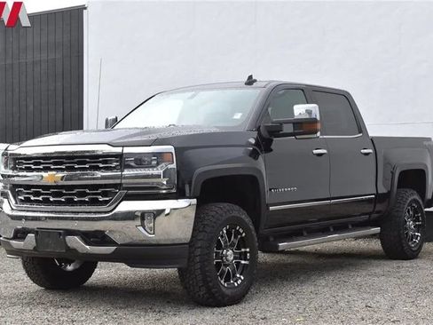 Used 2016 Chevrolet Silverado 1500 LTZ w/ LTZ Plus Package AWD/4WD image 8