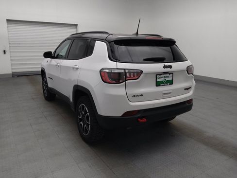 Used 2025 Jeep Compass Trailhawk AWD/4WD image 5