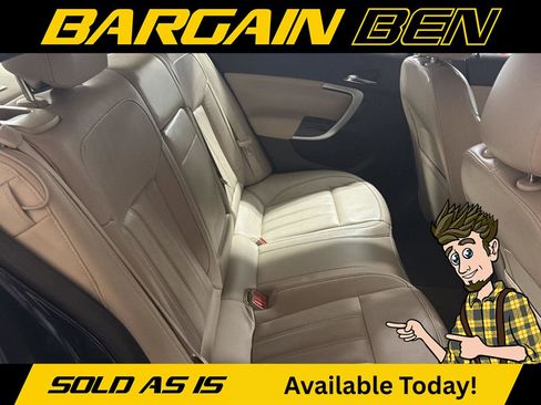 Used 2012 Buick Regal Leather image 16
