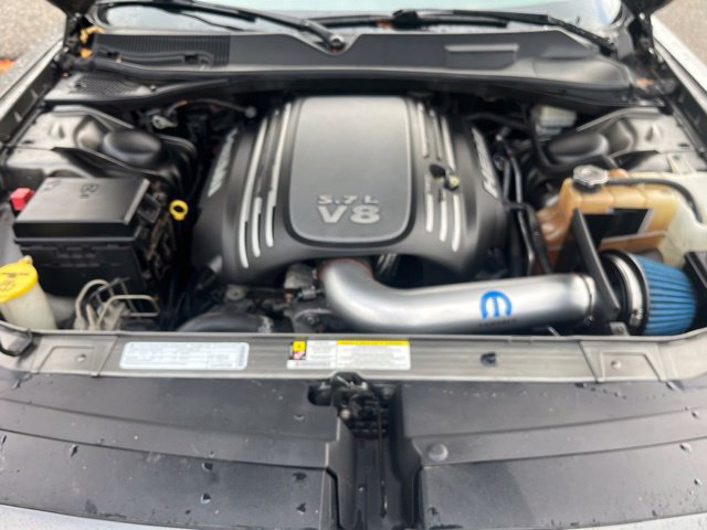 Used 2009 Dodge Challenger R/T RWD image 10