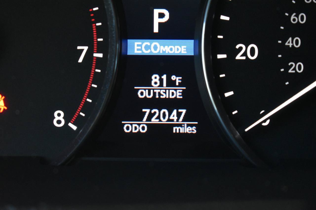 Used 2014 Lexus LS 460 w/ Comfort Package RWD image 18