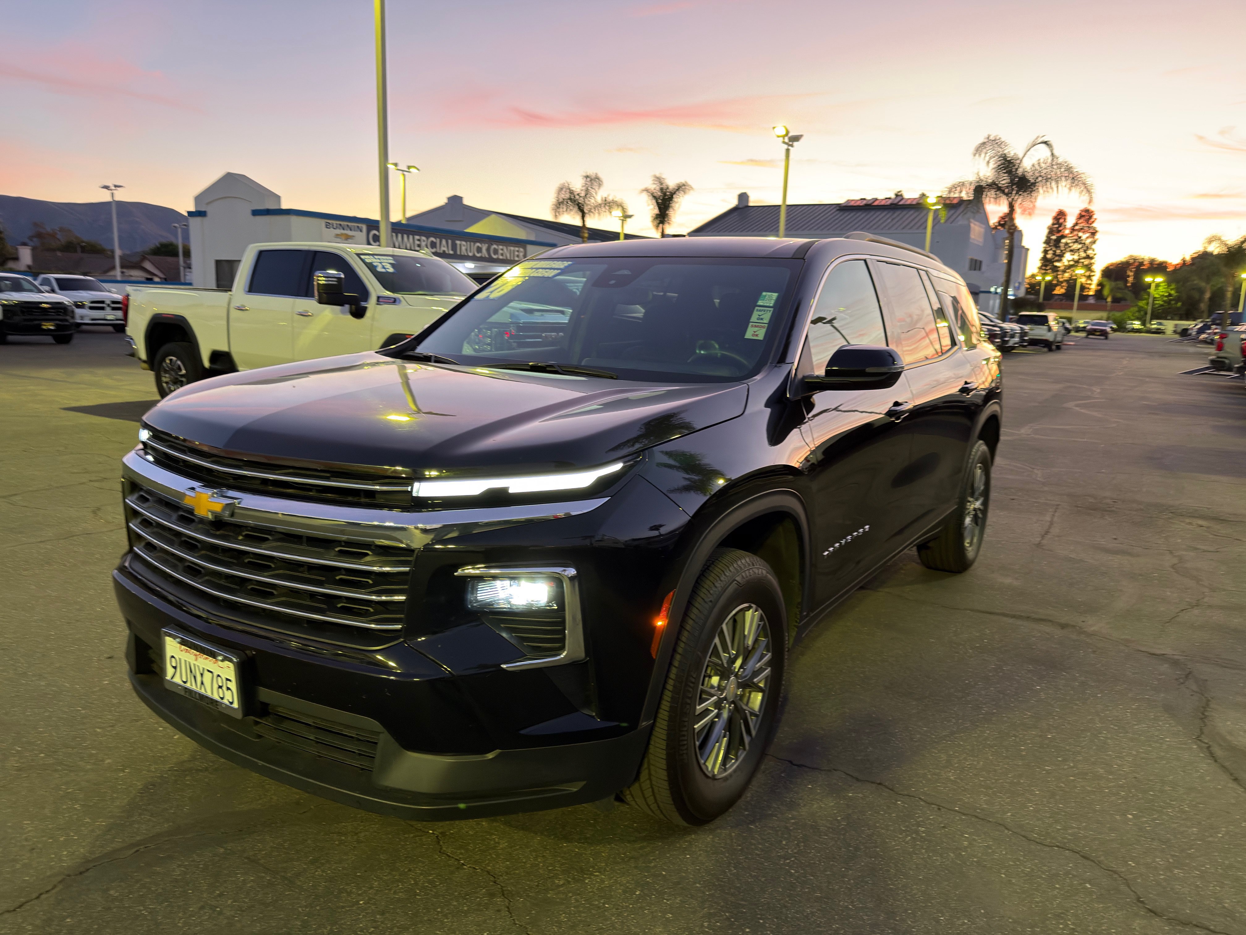 Used 2026 Chevrolet Traverse LT FWD image 4