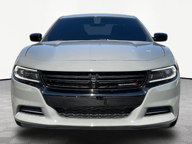 Used 2023 Dodge Charger SXT w/ Blacktop Package RWD image 2