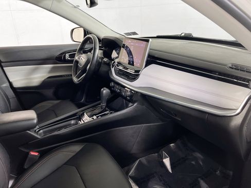 Used 2022 Jeep Compass Limited w/ Sun and Sound Group image 29