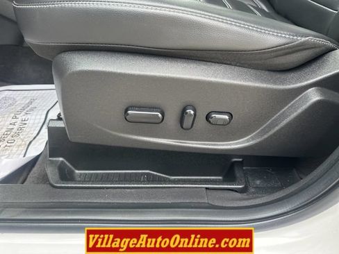 Used 2019 Ford Escape SEL AWD/4WD image 13