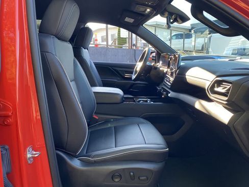 Used 2025 Chevrolet Silverado EV LT AWD/4WD image 18